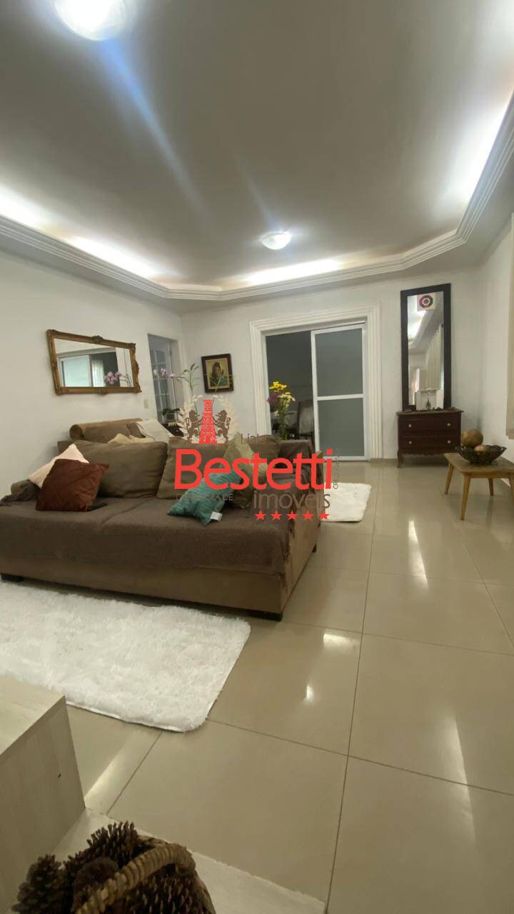 CASA TÉRREA AMPLA COMERCIAL OU RESIDENCIAL JD.QUINTA DAS VIDEIRAS PISCINA